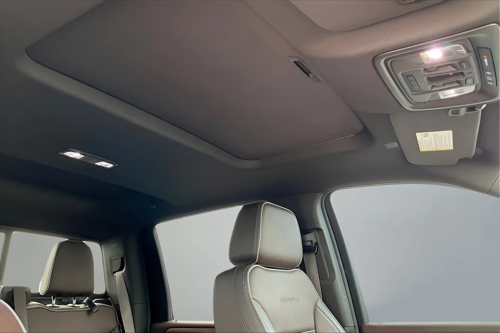 Used 2024 Red GMC Denali image 27
