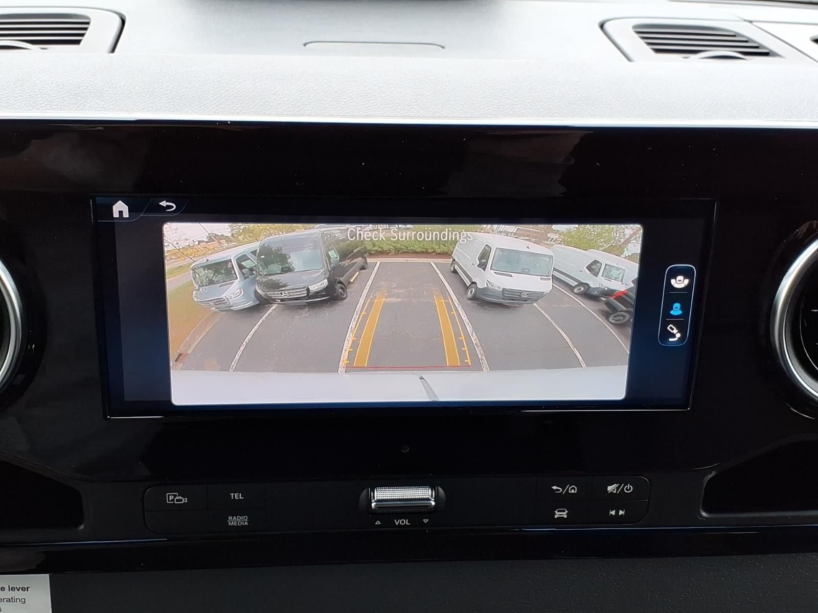 New 2026 Arctic White Mercedes-Benz Cargo 170 WB image 20
