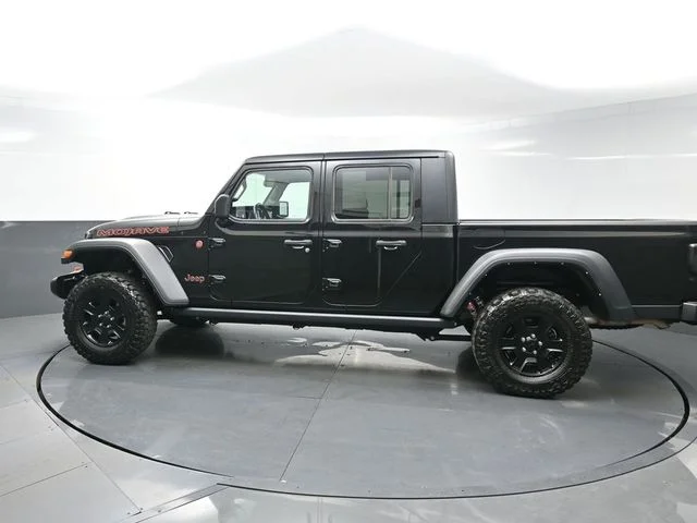 Used 2023 Black Jeep Mojave image 4