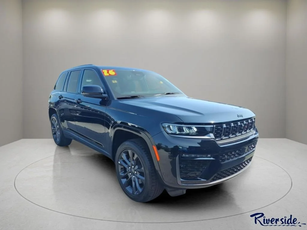 New 2026 Diamond Black Crystal Pearlcoat Jeep Limited Reserve image 1