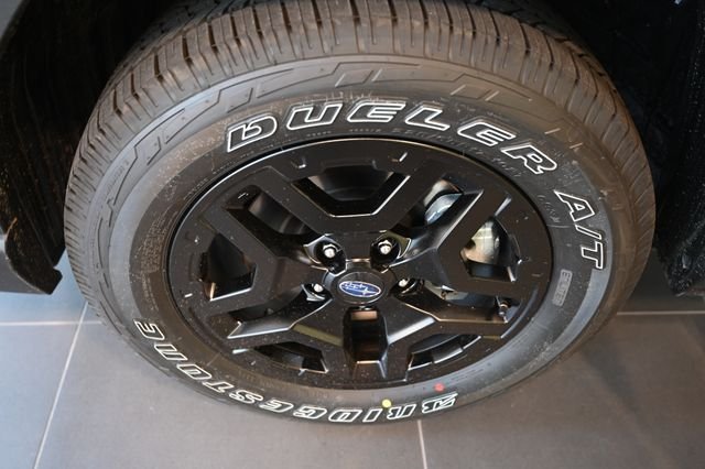New 2026 DEEP EMERALD GREEN PEARL Subaru Wilderness image 18