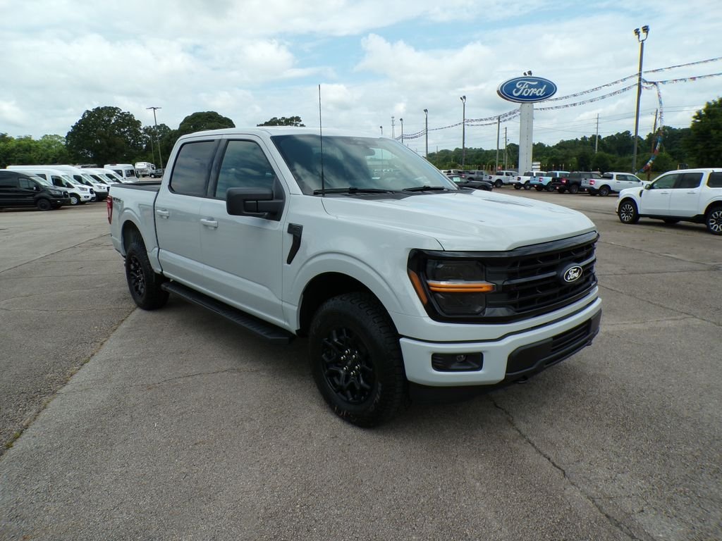 New 2026 Avalanche Ford XLT image 1