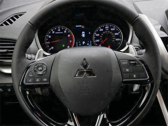 New 2026 Alloy Silver Metallic Mitsubishi SEL image 8