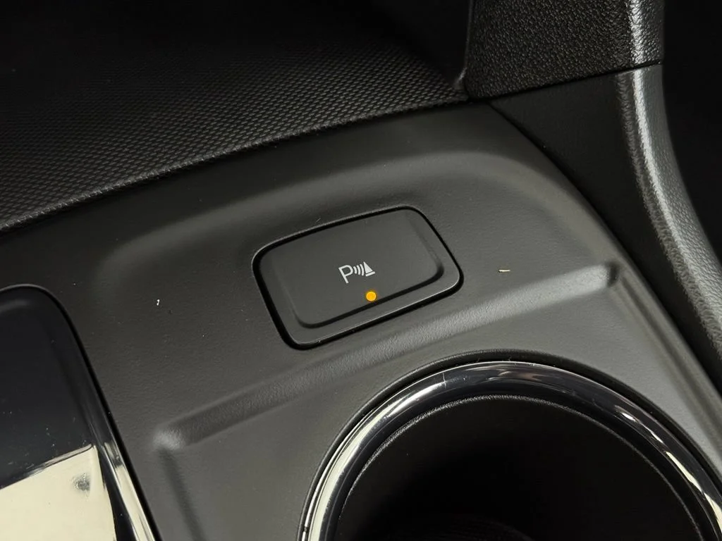 Used 2024 Mosaic Black Metallic Chevrolet RS image 34