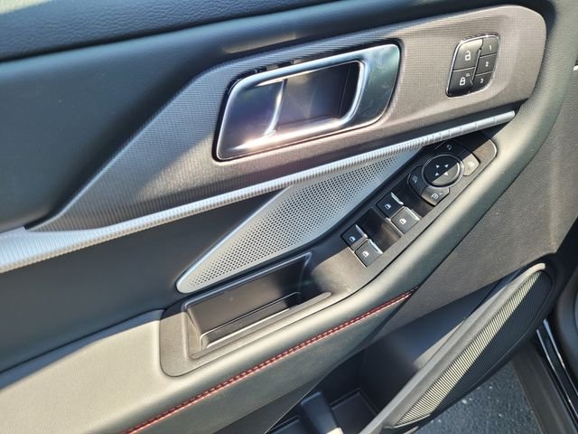 New 2025 Agate Black Metallic Ford ST image 8