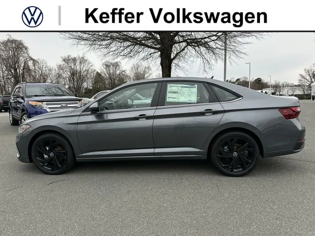 New 2026 Gray Volkswagen 1.5T SE image 2