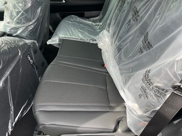 New 2027 MINERAL BLACK INFINITI Luxe AWD image 12