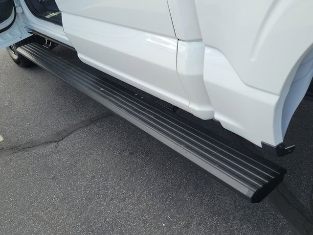 New 2026 Star White Metallic Tri-Coat Ford Platinum® image 19