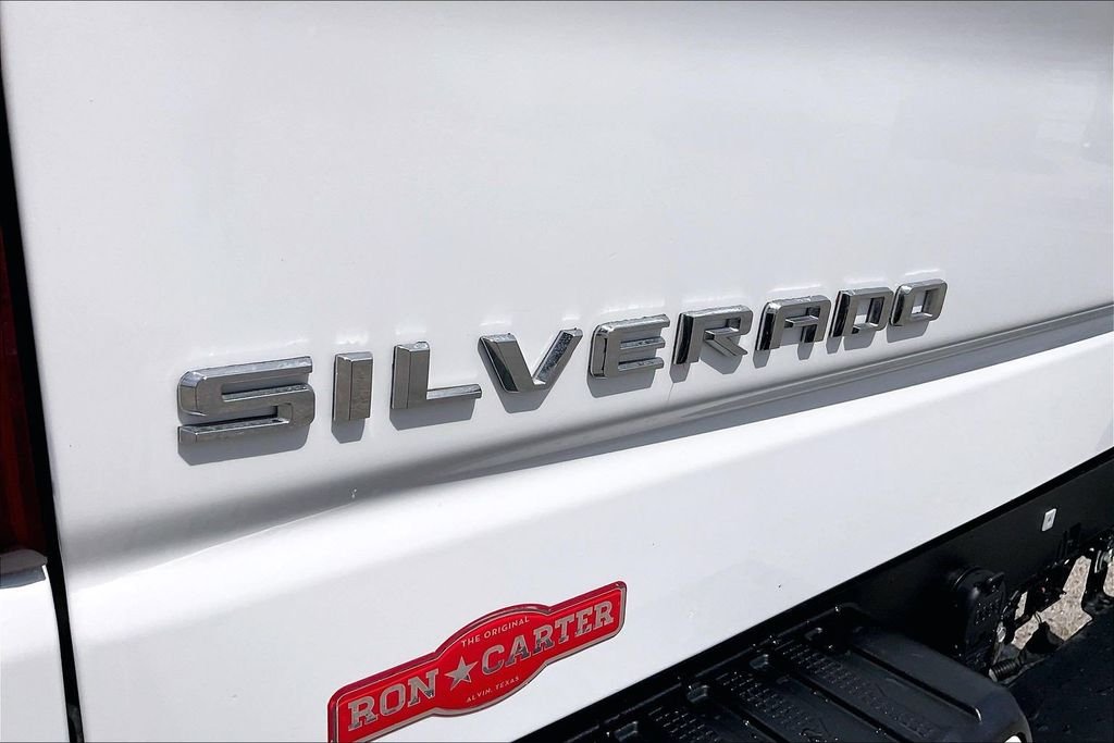 Used 2022 White Chevrolet RST image 27