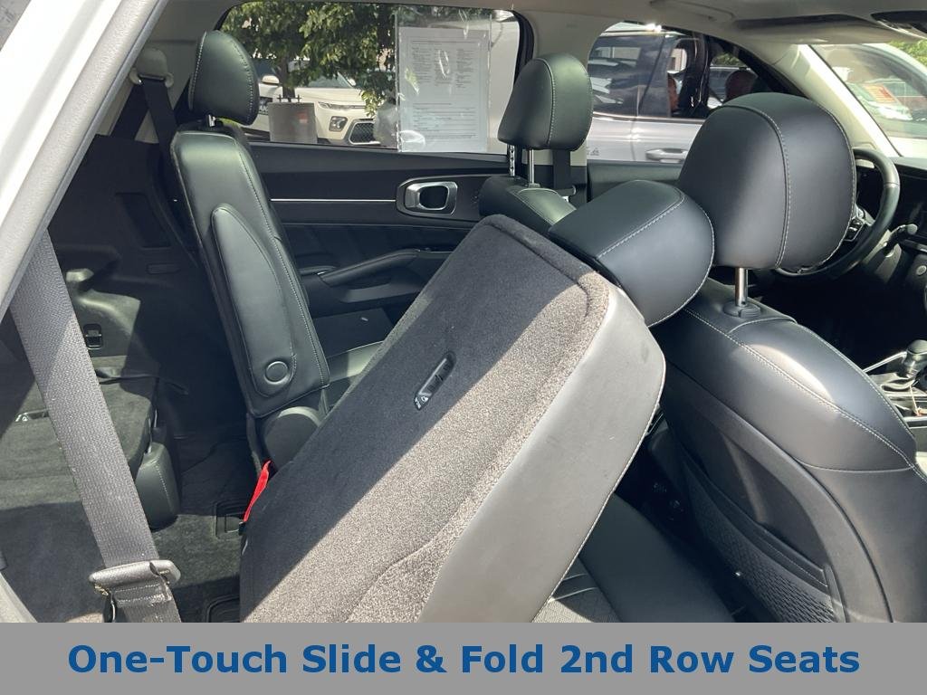 Used 2022 Wolf Gray Kia SX image 15