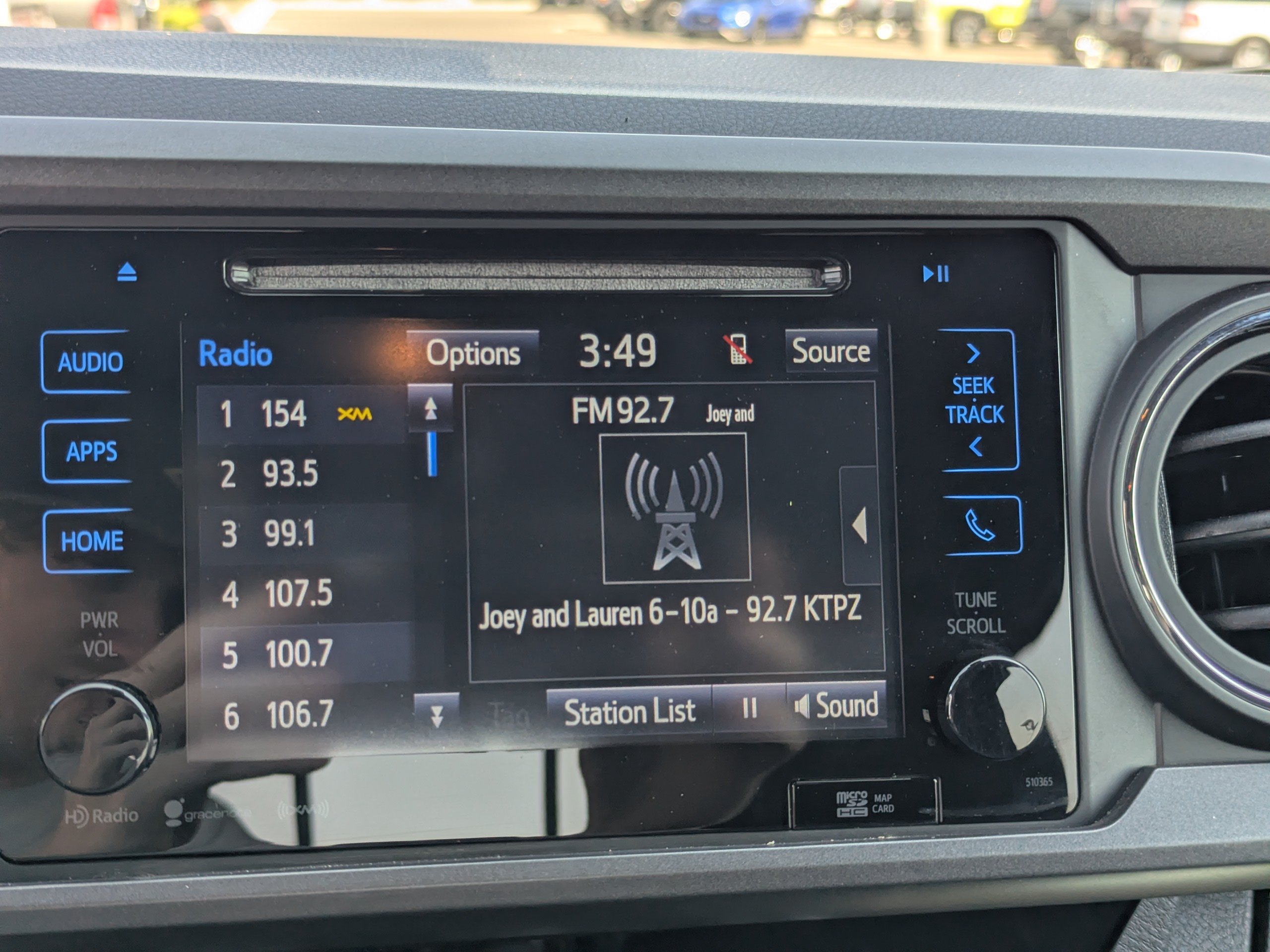 Used 2018  Toyota SR image 20