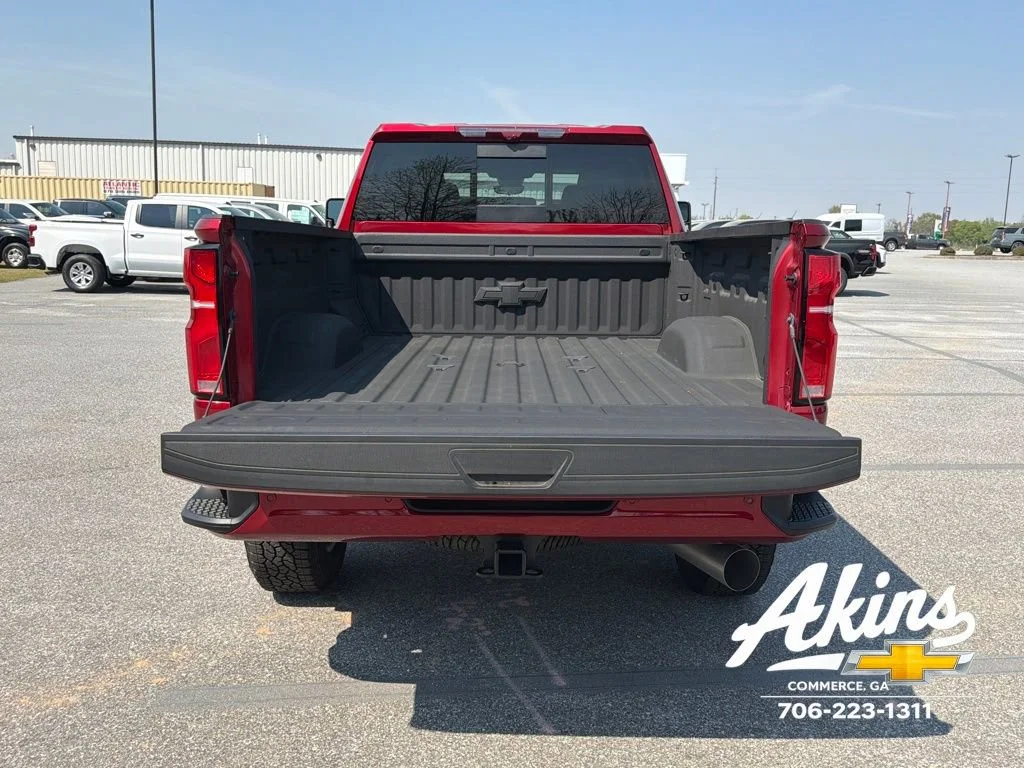 2025 Chevrolet Silverado 2500 HD High Country - Photo 8