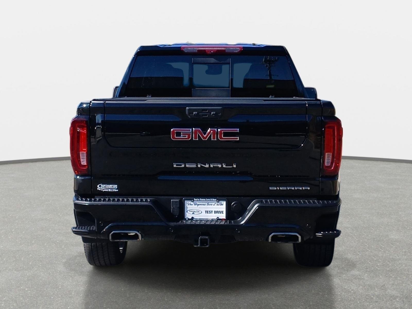 Used 2024 Onyx Black GMC Denali CarbonPro Edition image 5