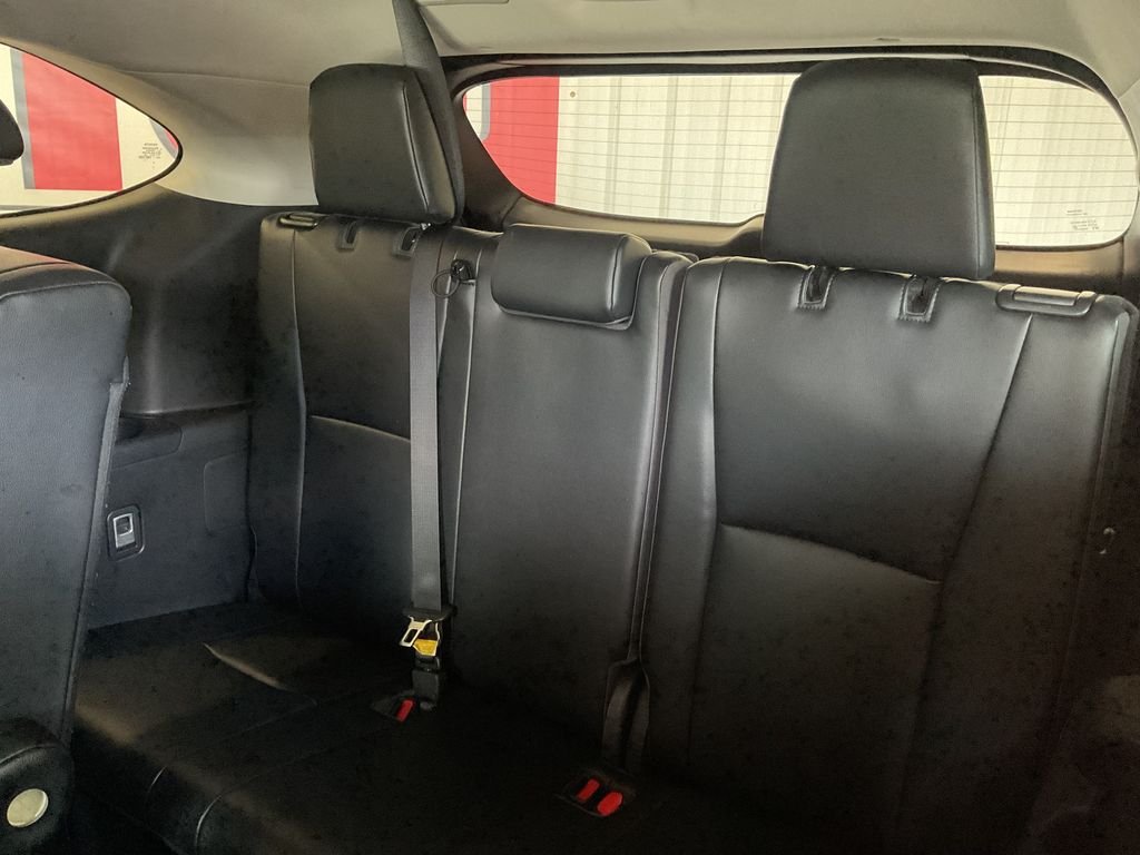 Used 2022 Gray Toyota XLE image 36