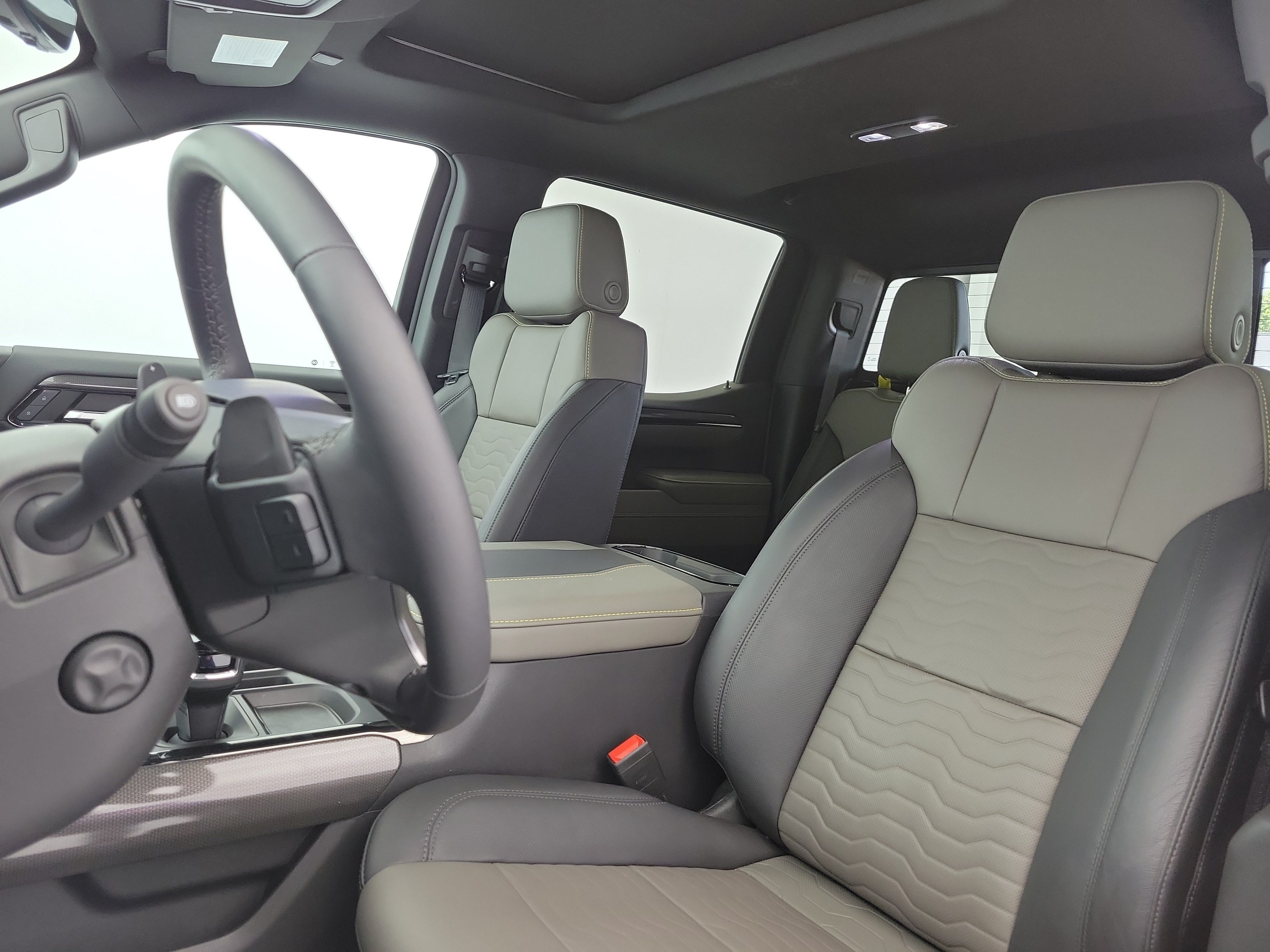 Used 2023 Dark Ash Metallic Chevrolet ZR2 image 17