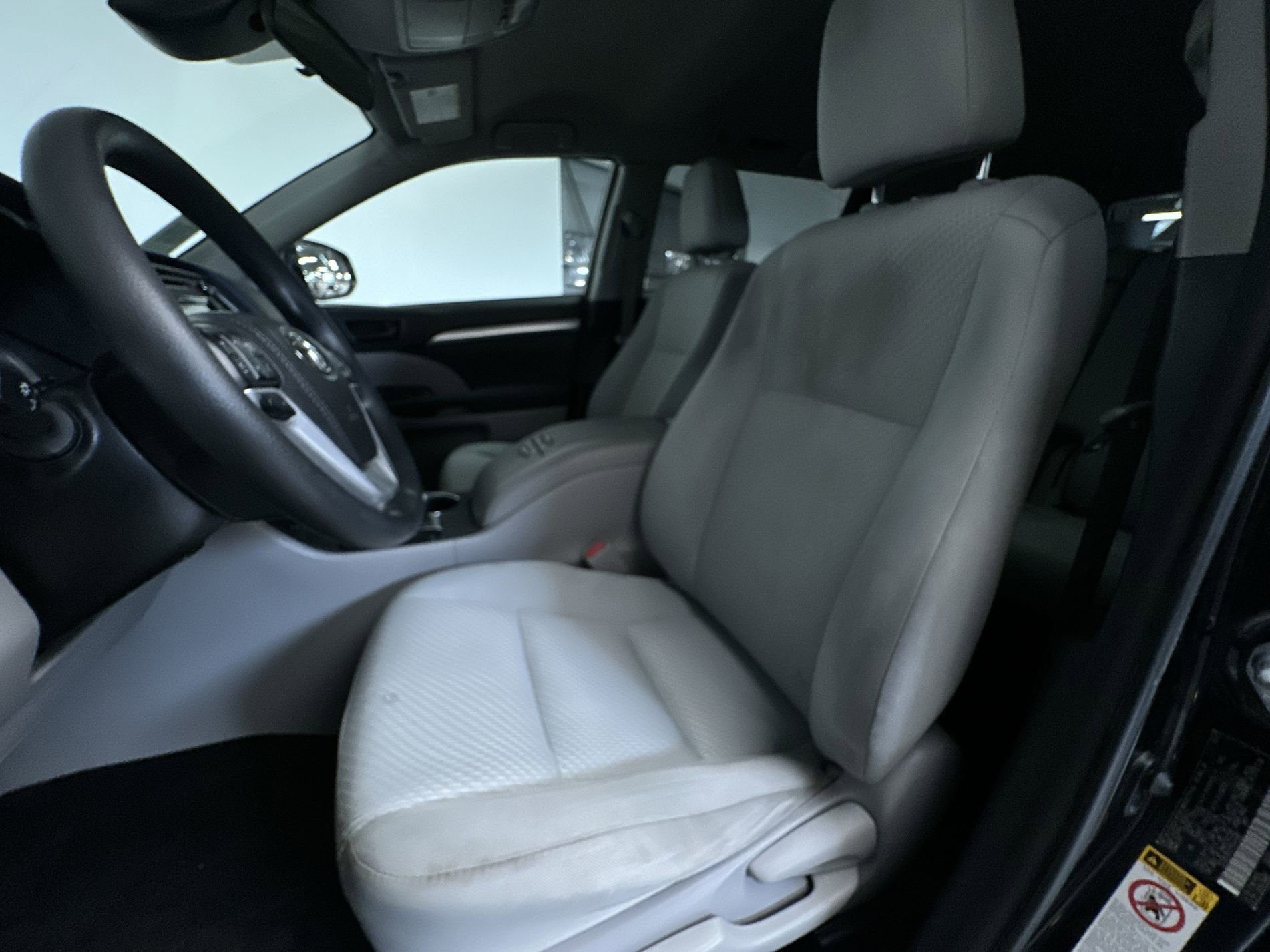 Used 2017 Midnight Black Metallic Toyota LE image 12