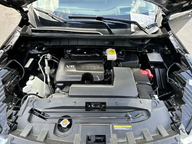 Used 2024 Black Nissan Platinum image 32