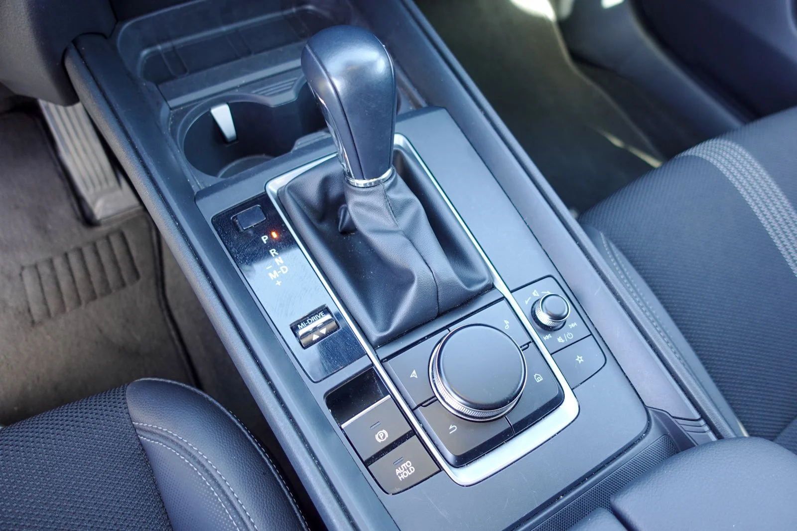 Certified Used 2025 Wind Chill Pearl Mazda 2.5 S Premium Package image 24