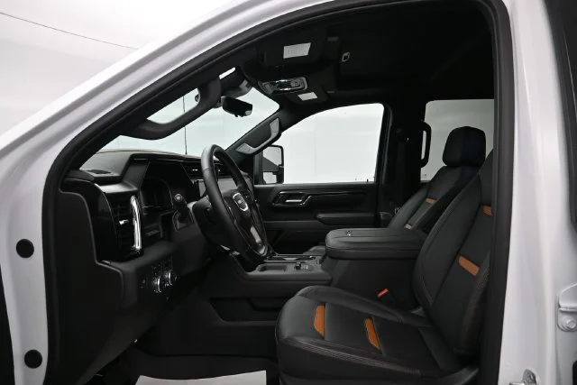 Used 2025 Summit White GMC AT4 image 10
