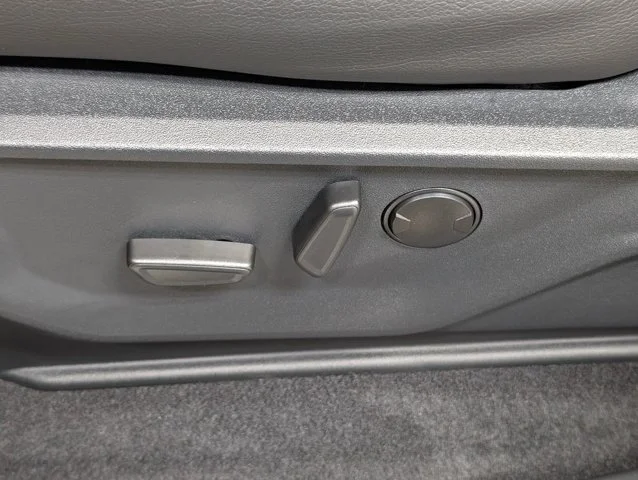 New 2026 Carbonized Gray Metallic Ford Lariat® image 54