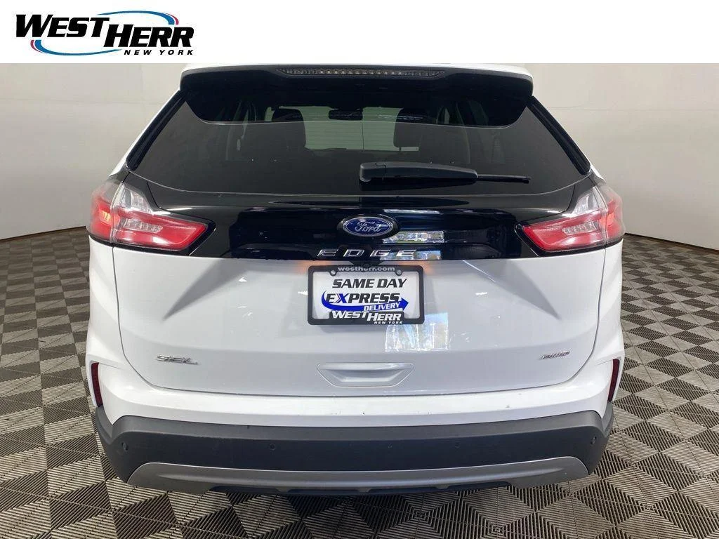 Used 2024 Oxford White Ford SEL image 20