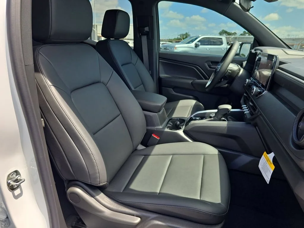New 2026 Summit White Chevrolet Trail Boss image 33