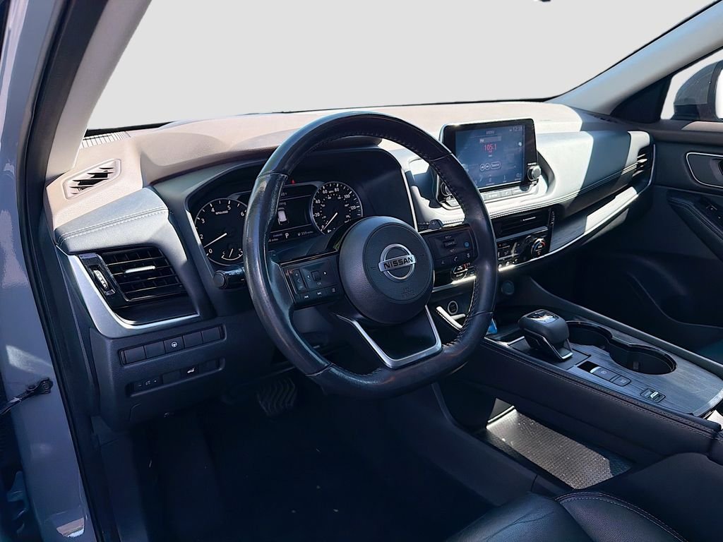 Used 2021 Boulder Gray Pearl Nissan SL image 7