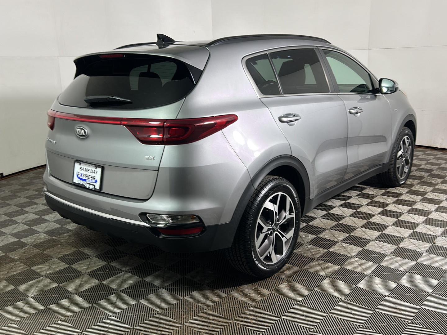Used 2022 Steel Gray Kia EX image 6