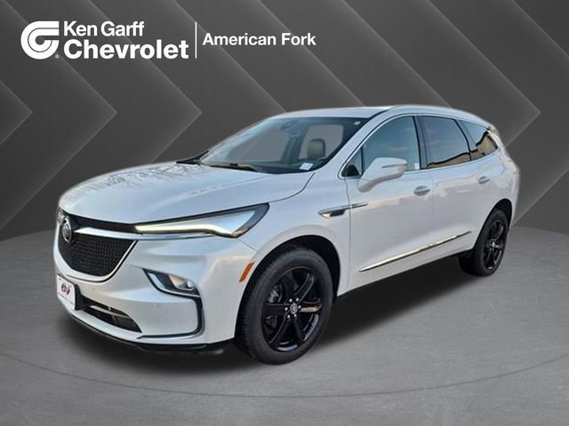 2024 Buick Enclave Essence AWD's photo
