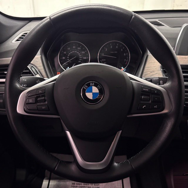 Used 2017 Gray BMW xDrive28i image 11