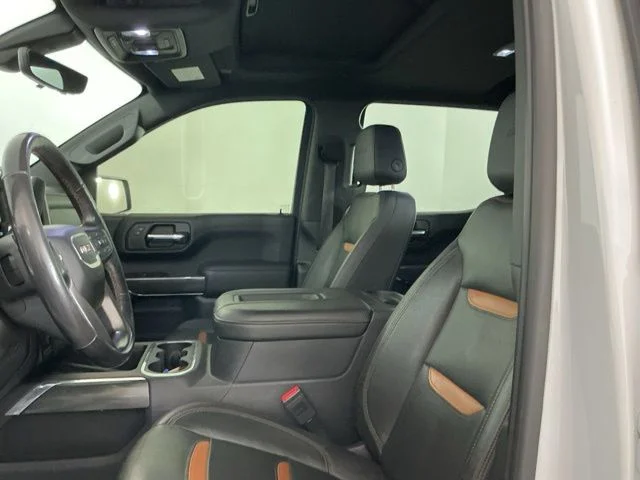 Used 2020 White GMC AT4 image 17