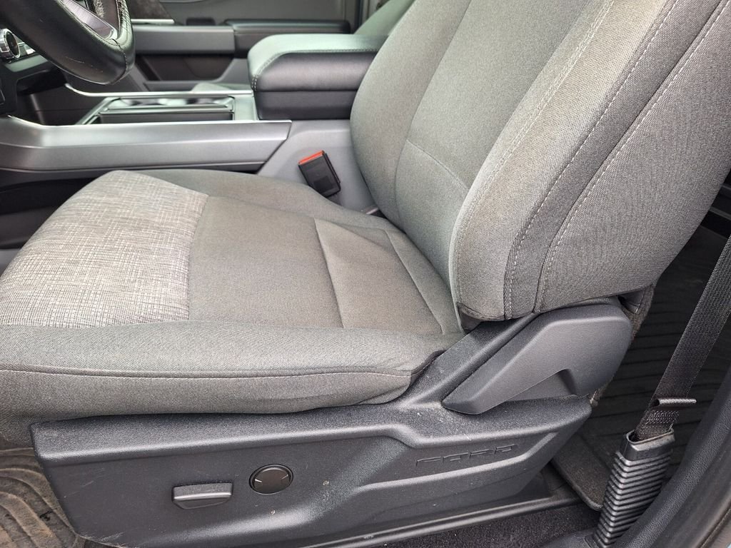 Used 2023 Blue Ford XLT image 10
