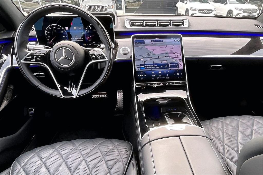 Used 2026 Black Mercedes-Benz S 580 image 13