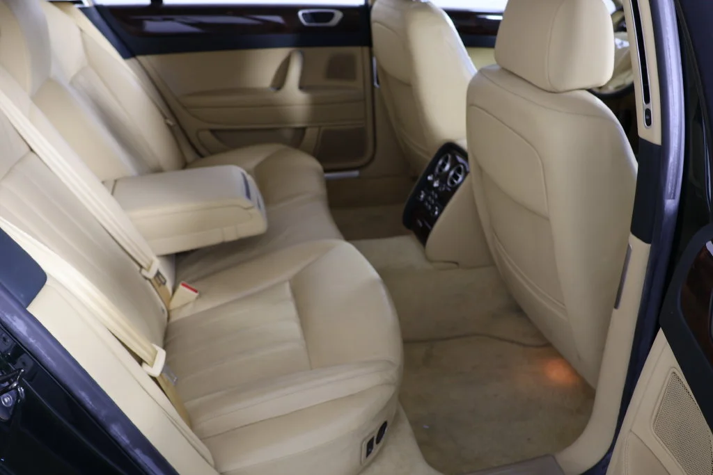 Used 2008  Bentley  image 21