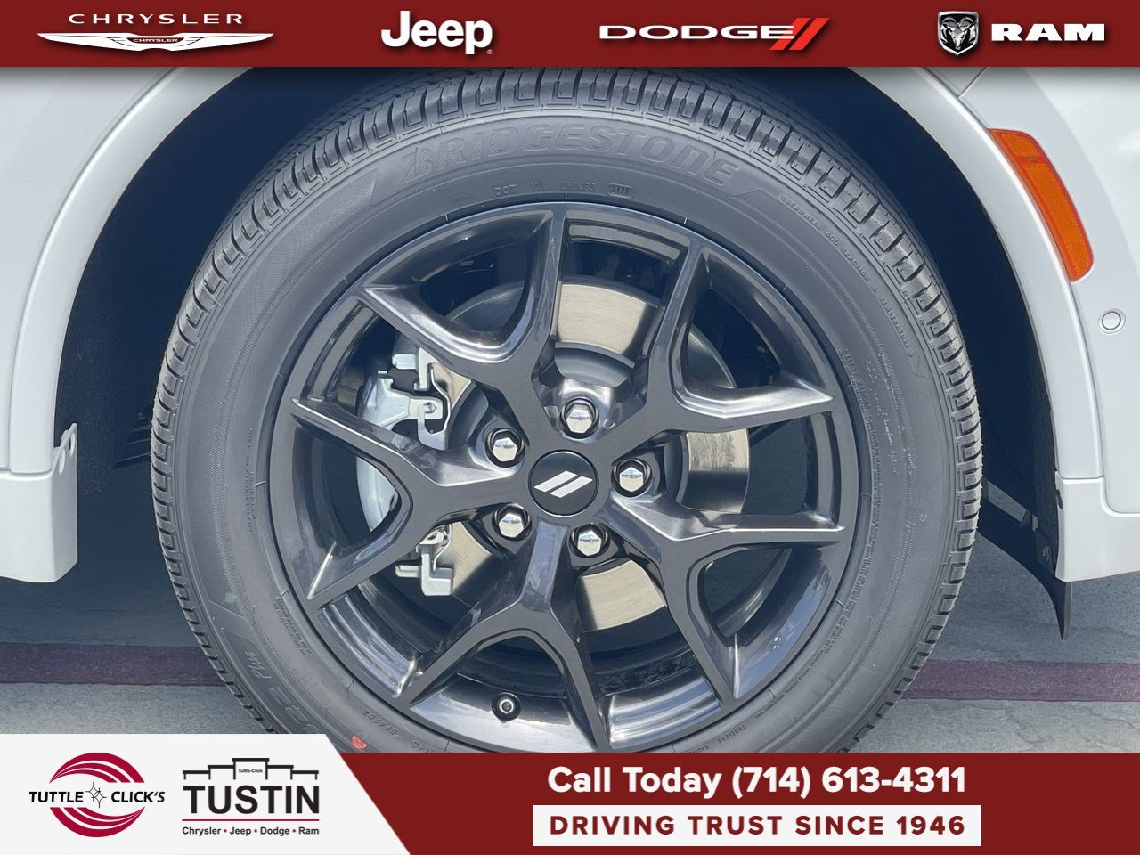 New 2026 White Knuckle Clearcoat Dodge GT Plus HEMI V8 image 10