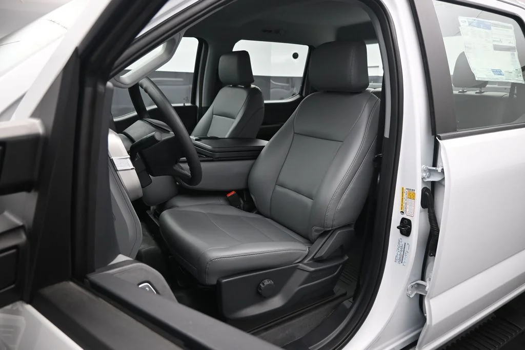 2026 Ford F-350 Super Duty XL - Photo 7