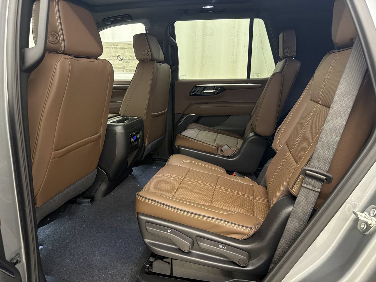 New 2026 Sterling Gray Metallic Chevrolet High Country image 19