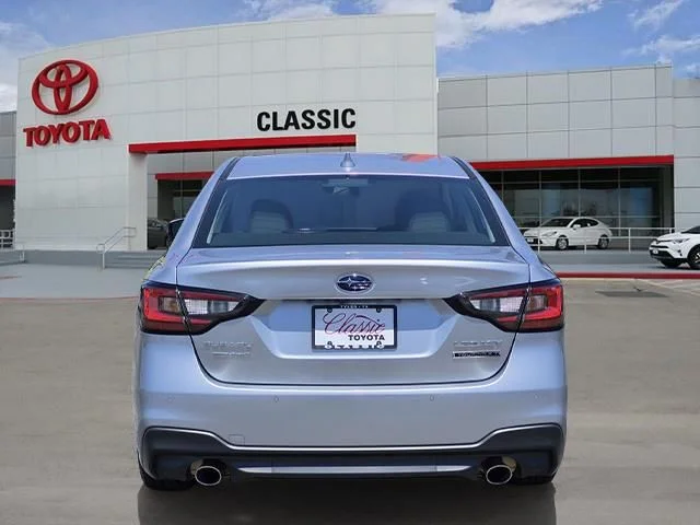 Used 2025 Ice Silver Metallic Subaru Touring XT image 5