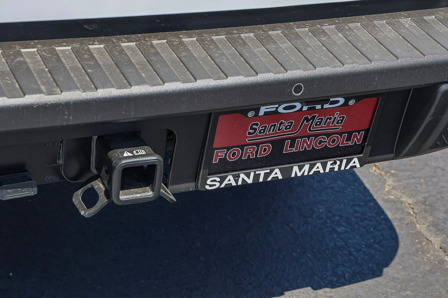 New 2026 Oxford White Ford XLT image 7
