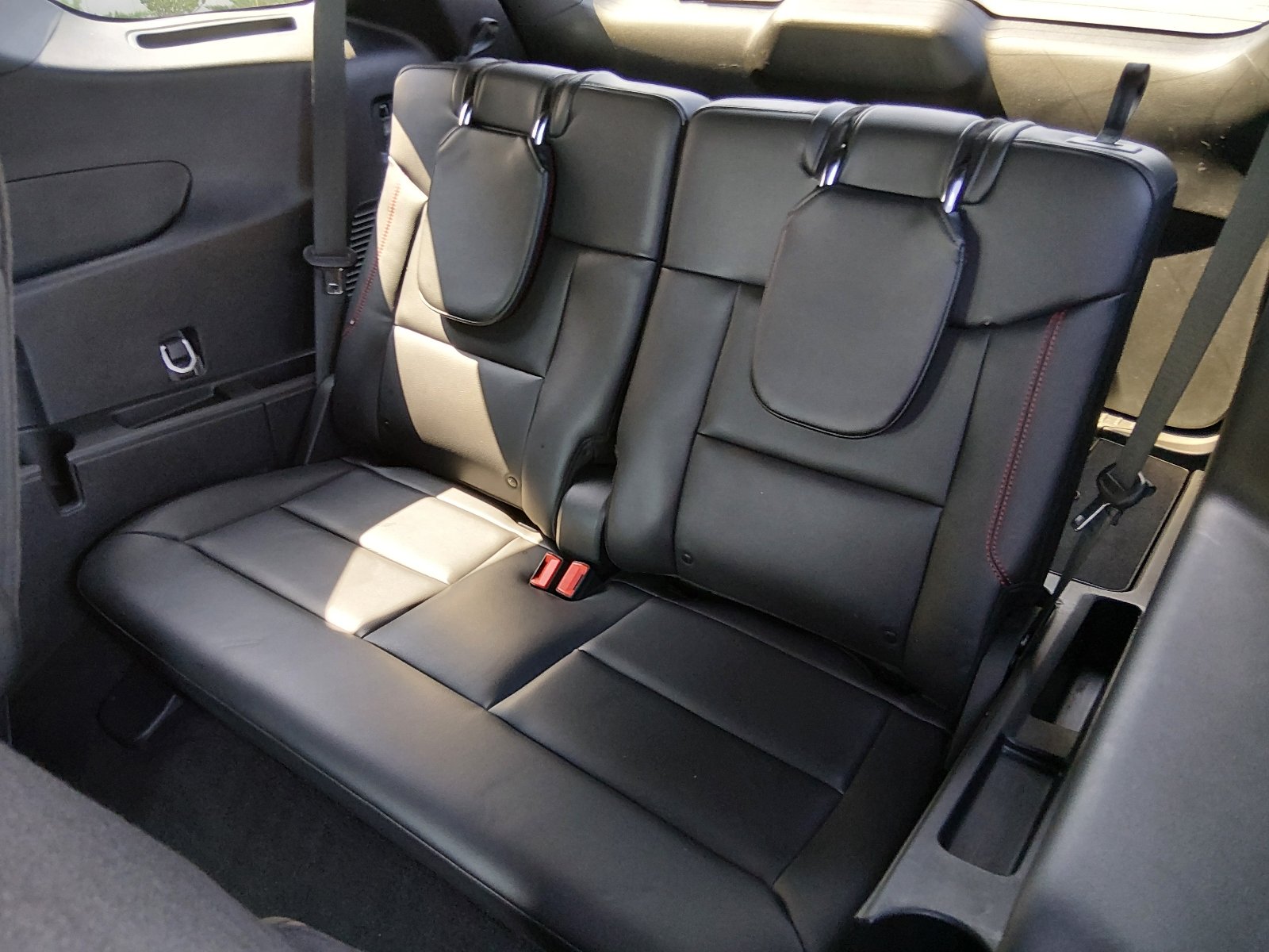 Used 2023 Iconic Silver Ford ST-Line image 11