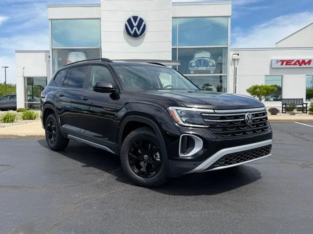 New 2026 Black Volkswagen 2.0T Peak Edition image 1