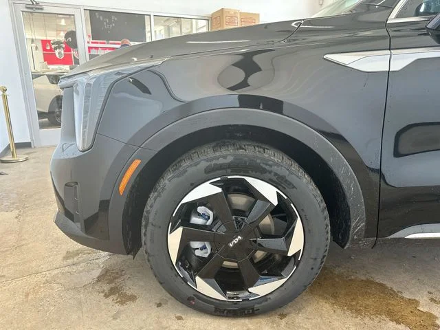 New 2026 Aurora Black Pearl Kia EX image 20