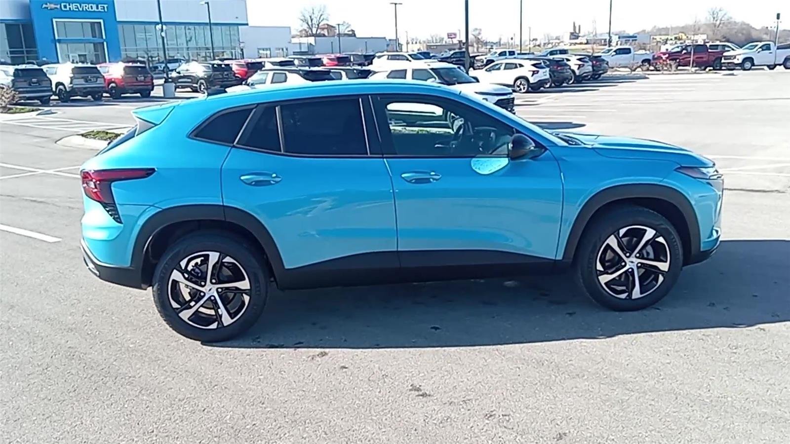 New 2026 Marina Blue Metallic Chevrolet 1RS image 9
