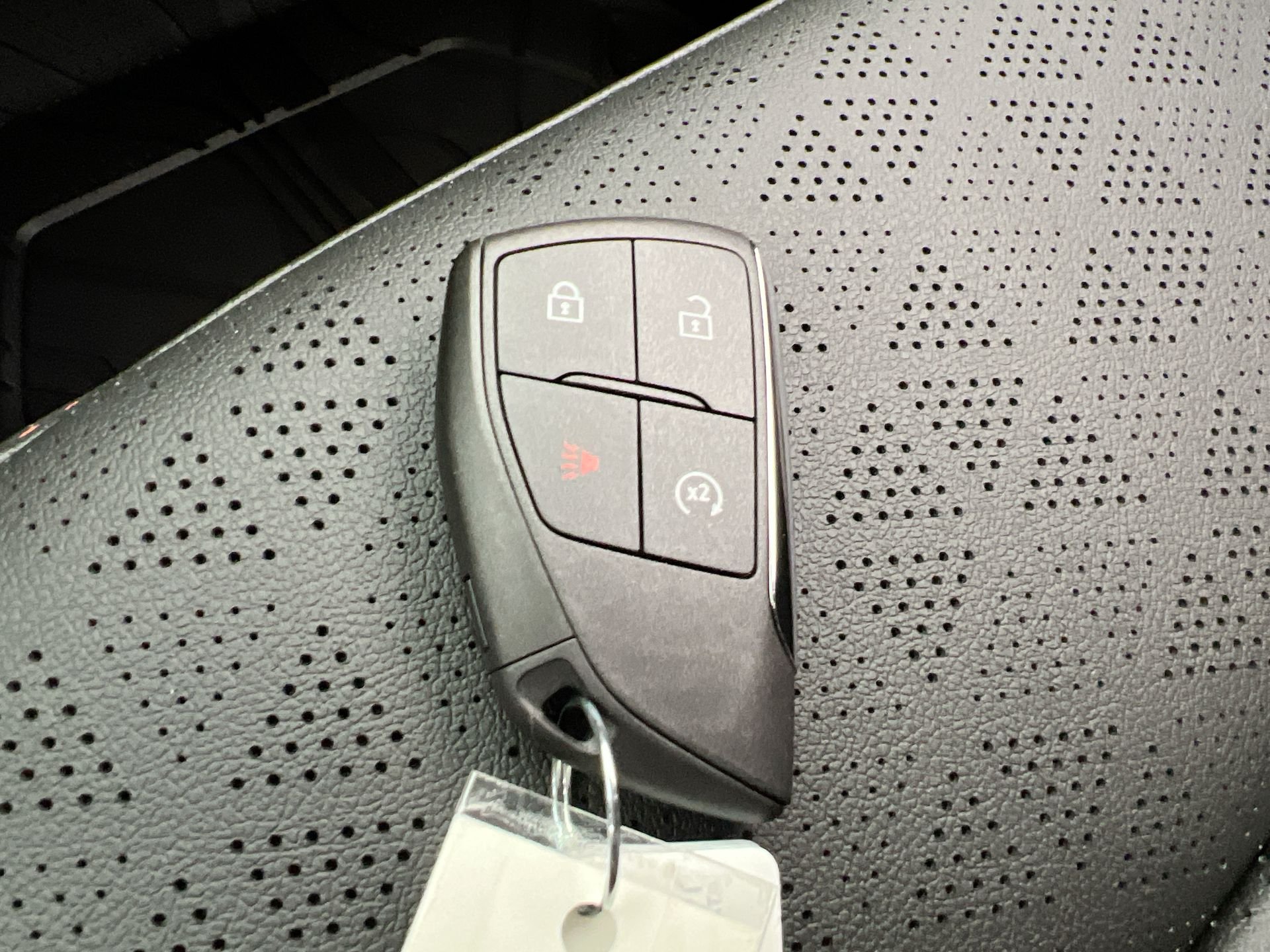 2027 Chevrolet Bolt RS - Photo 74