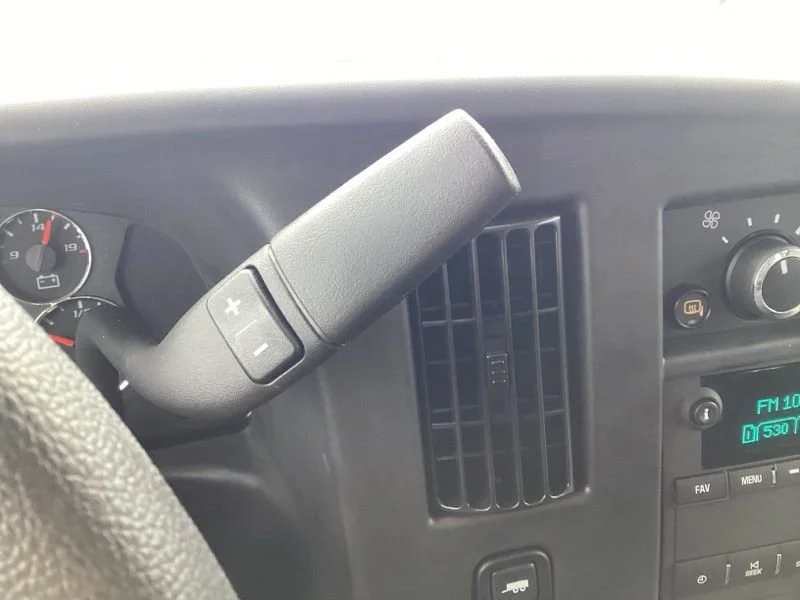 2025 Chevrolet Express Cargo Work Van - Photo 26
