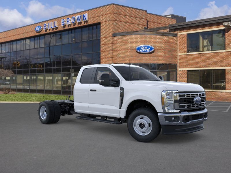 New 2025 Oxford White Ford XL image 29