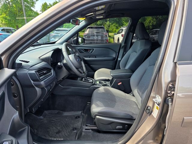 Used 2025 Bronze Metallic Subaru Premium image 17