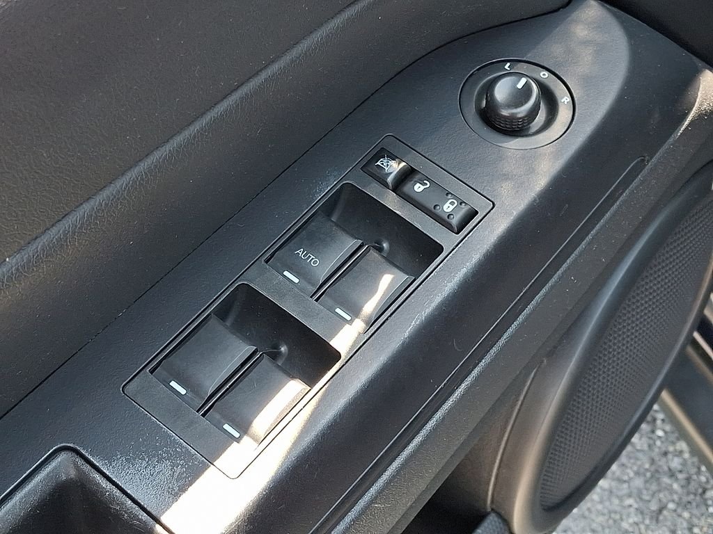 Used 2016 Blue Jeep Sport image 14