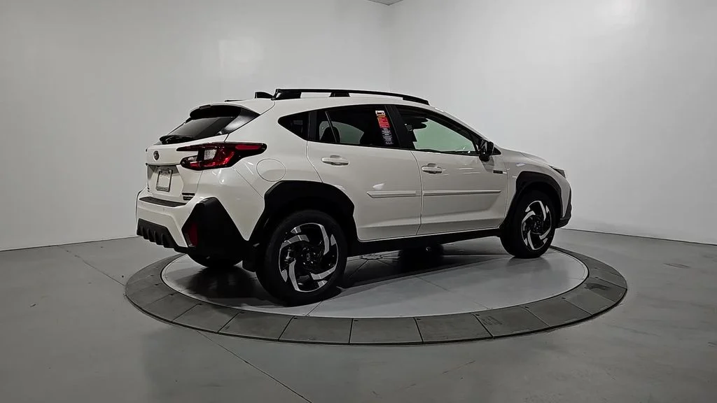 New 2026 CRYSTAL WHITE PEARL Subaru Limited Hybrid image 5