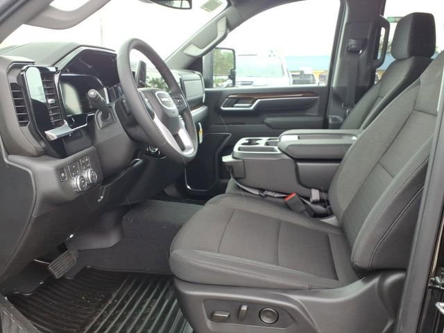 2026 GMC Sierra 3500HD SLE - Photo 12